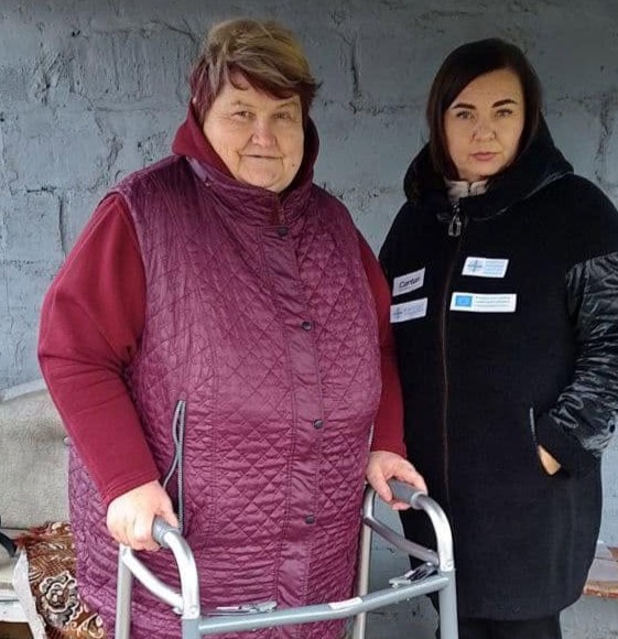 Зігріваюча душу історія: як завдяки підтримці Людмила Анатоліївна знову змогла рухатися
